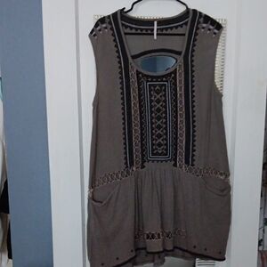 Free People Oversized Gray Beaded Tunic With Frint Pockets